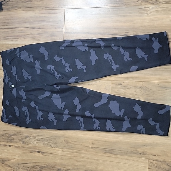 Yogalicious Lux Navy Camo Joggers - Picture 11 of 11